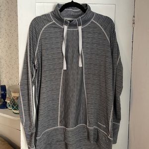 Avalanche pullover XL